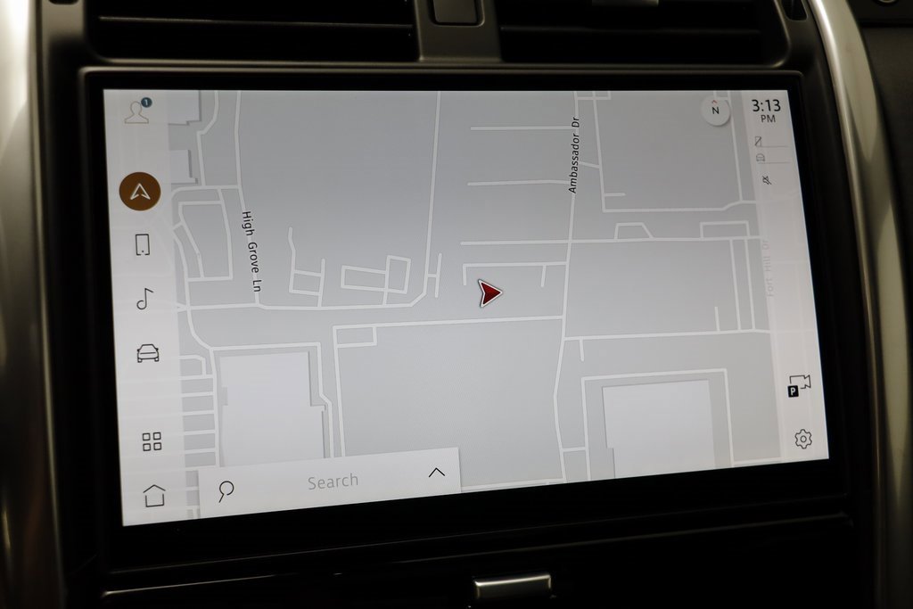 New 2025 Land Rover Discovery S image 9