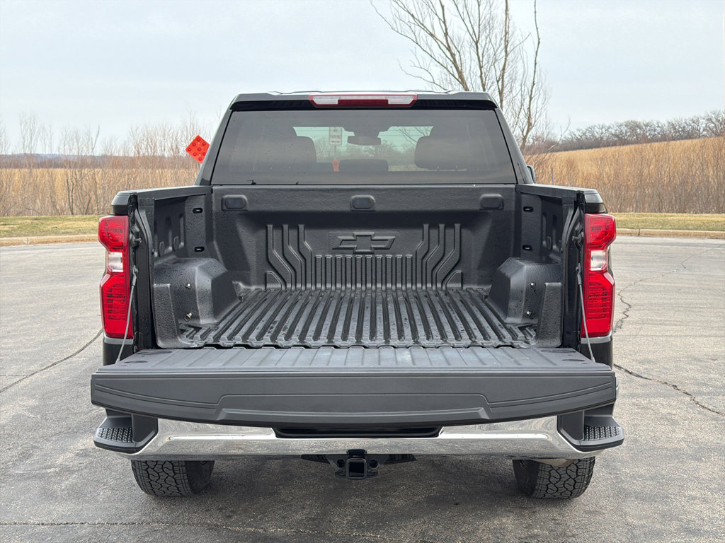 Used 2024 Chevrolet Silverado 1500 LT image 36