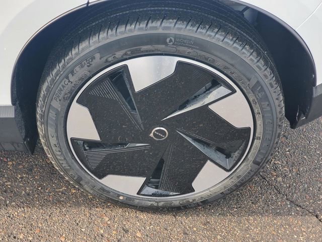 New 2026 Volvo EX30 Plus w/ Protection Package Premier AWD/4WD image 7