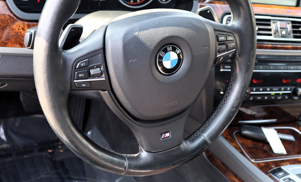 Used 2014 BMW 750Li xDrive AWD/4WD image 29