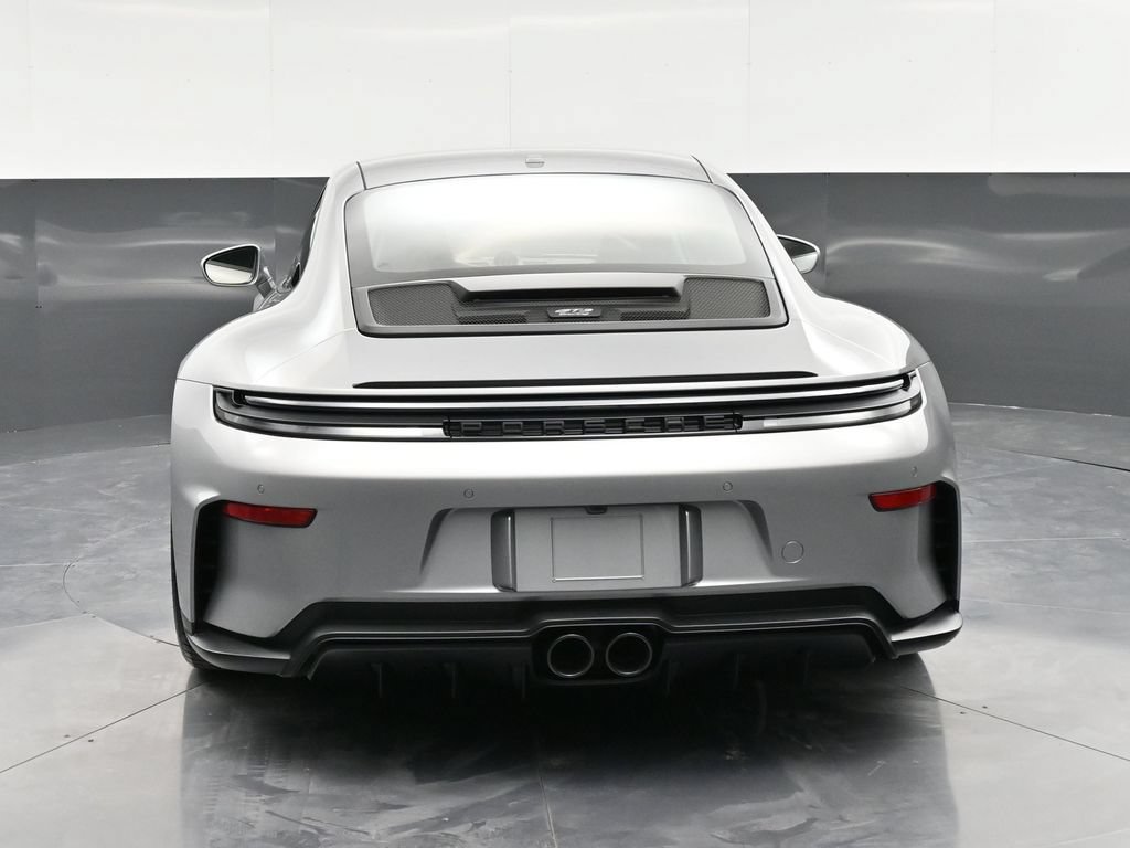 New 2026 Porsche 911 GT3 RWD image 7