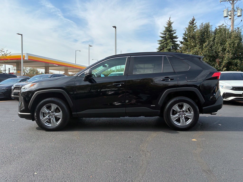 Used 2023 Toyota RAV4 LE AWD/4WD image 8