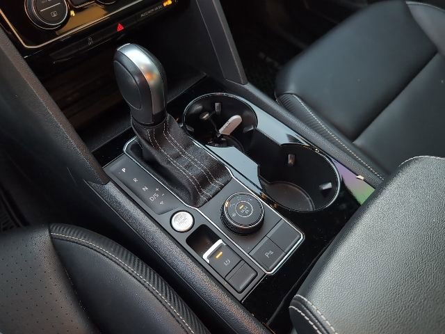 Used 2023 Volkswagen Atlas Cross Sport SE image 19