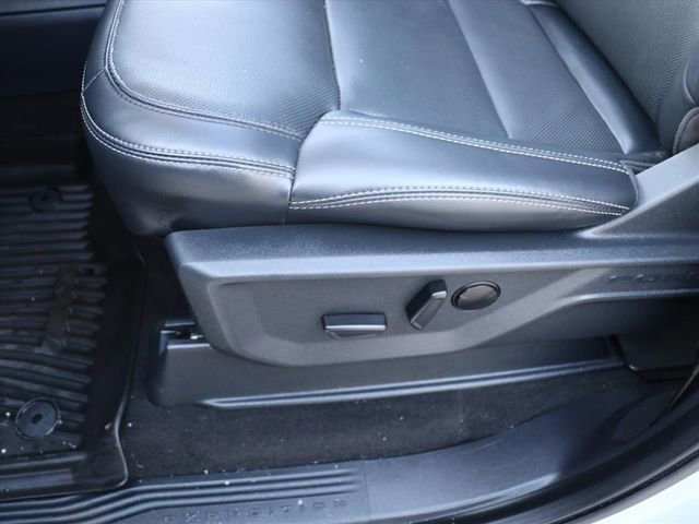 Used 2025 Ford Expedition Max Platinum w/ Stealth Appearance Package image 20