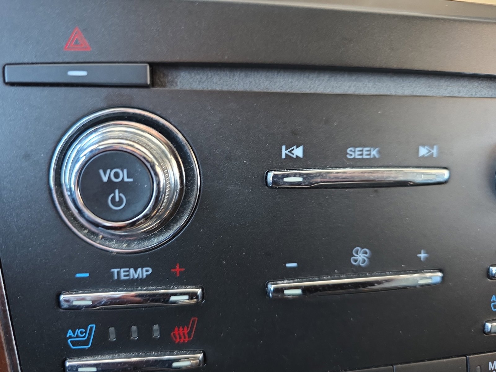 Used 2017 Lincoln Navigator Select image 15