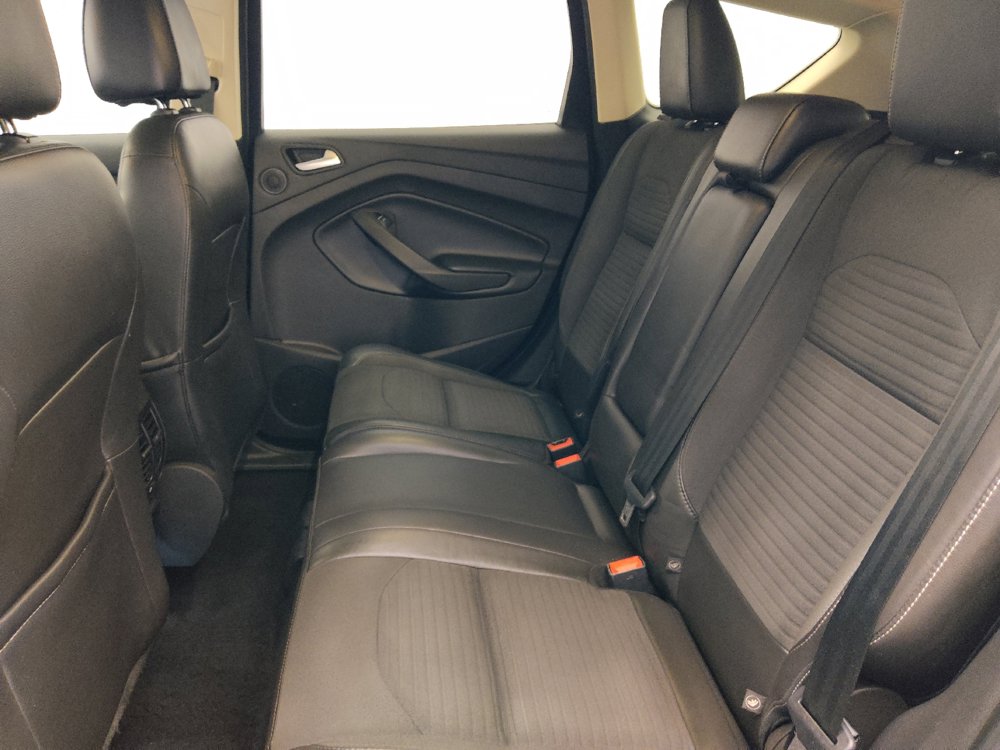 Used 2017 Ford Escape Titanium FWD image 18