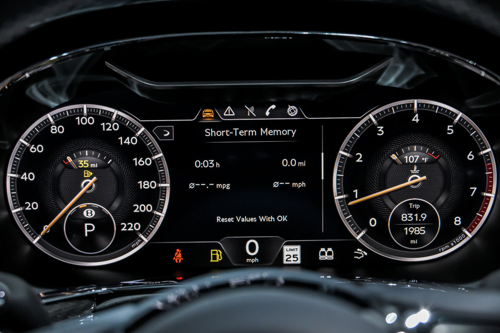 Used 2024 Bentley Continental GT image 33