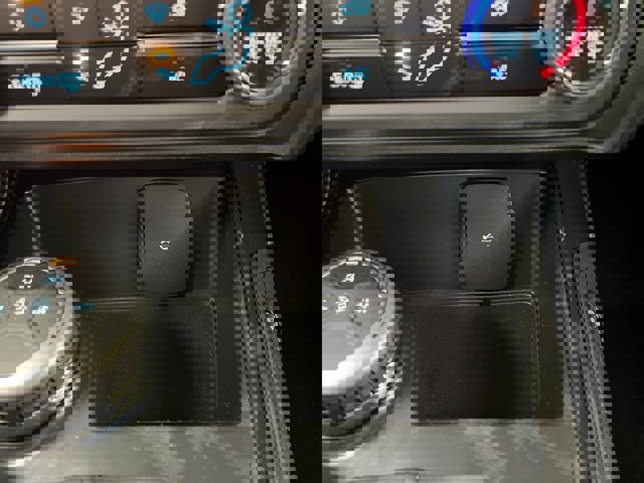 New 2025 Ford Bronco 4-Door image 19