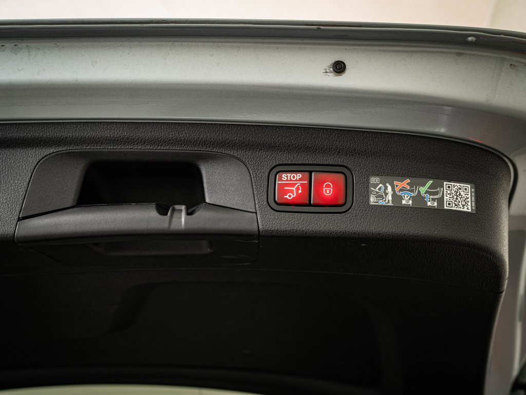 Certified 2025 Mercedes-Benz GLE 53 AMG 4MATIC image 21