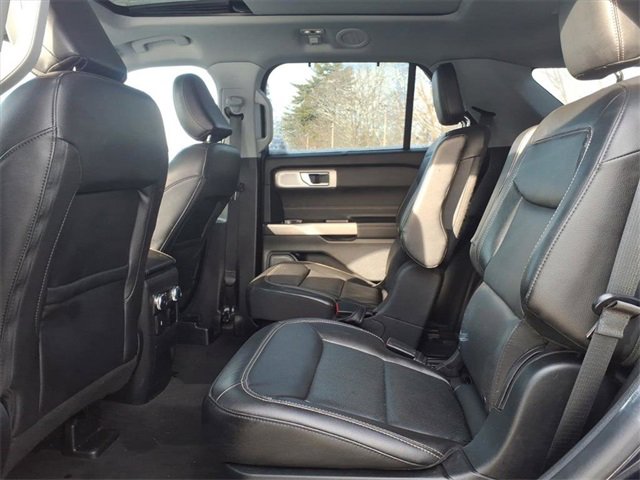 Used 2022 Ford Explorer Limited w/ Limited Technology Package image 10
