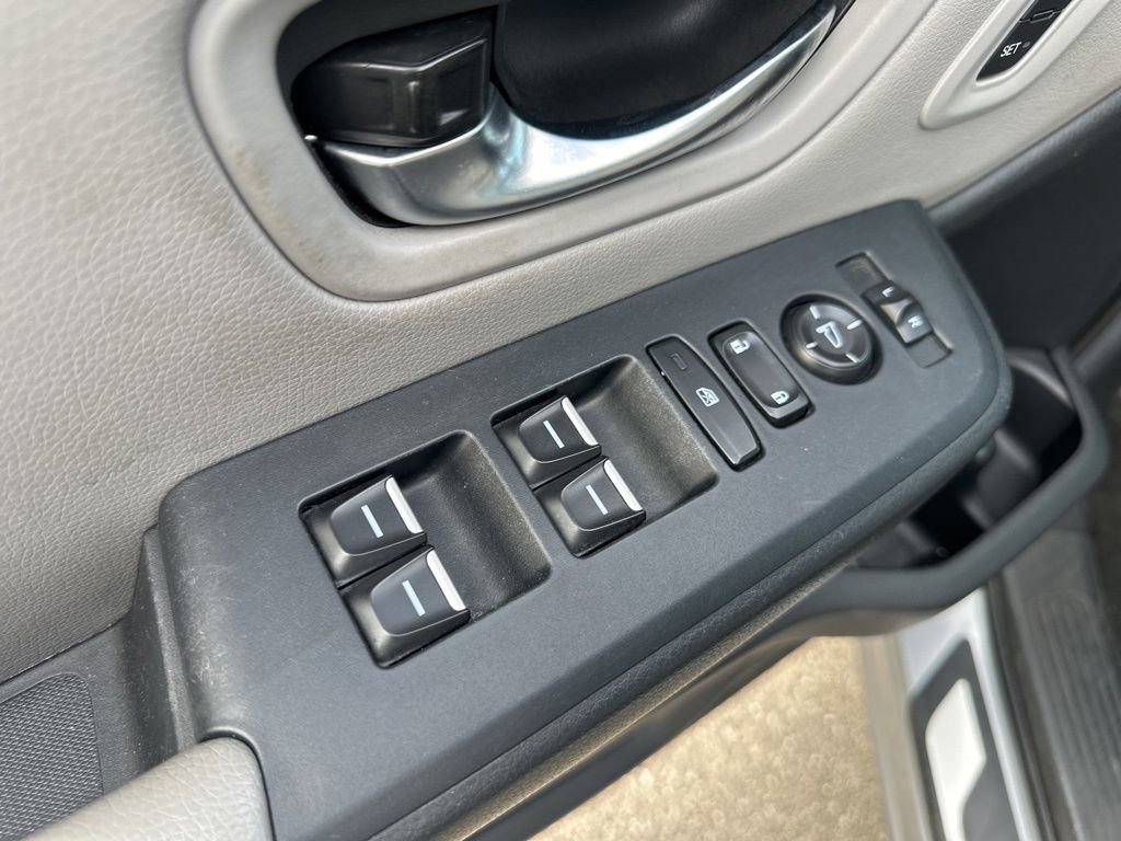 Used 2024 Honda Pilot Touring image 18