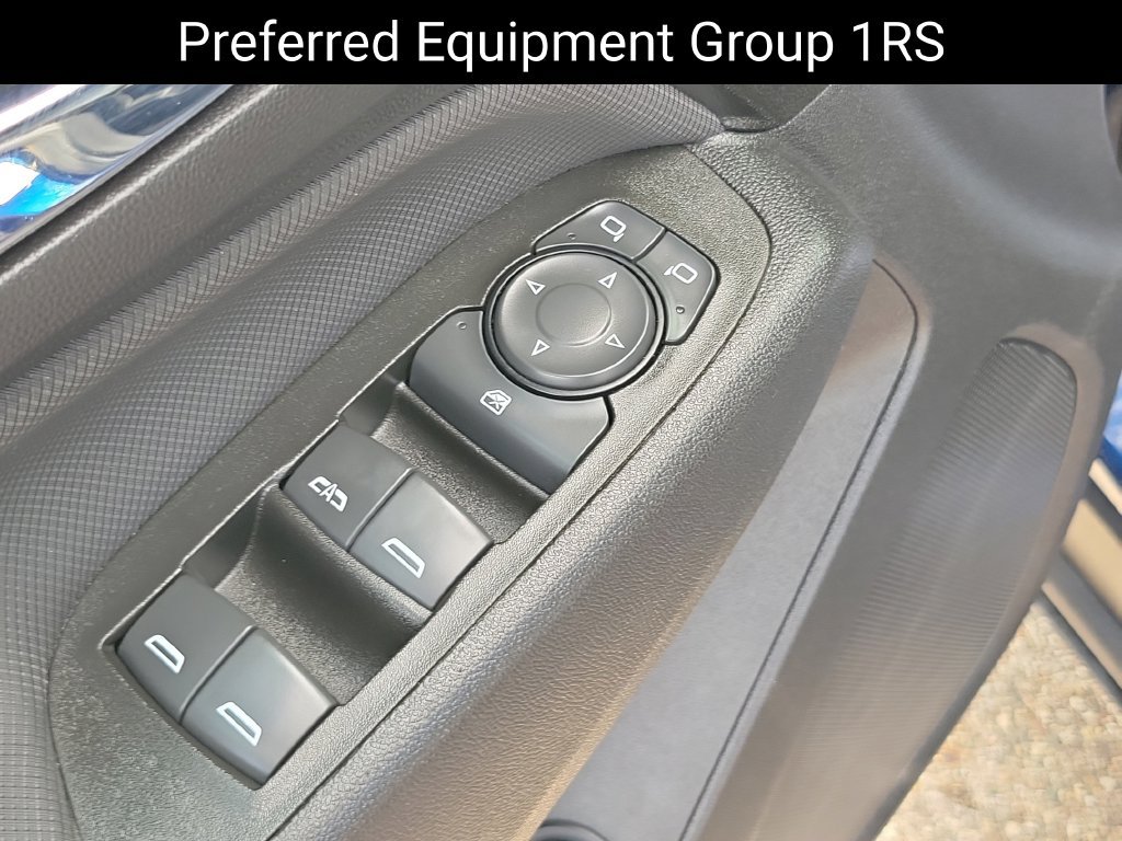 Used 2022 Chevrolet Equinox RS w/ RS Leather Package AWD/4WD image 10