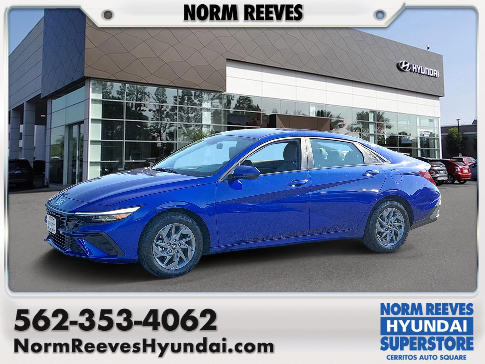 Certified 2025 Hyundai Elantra Hybrid FWD image 1