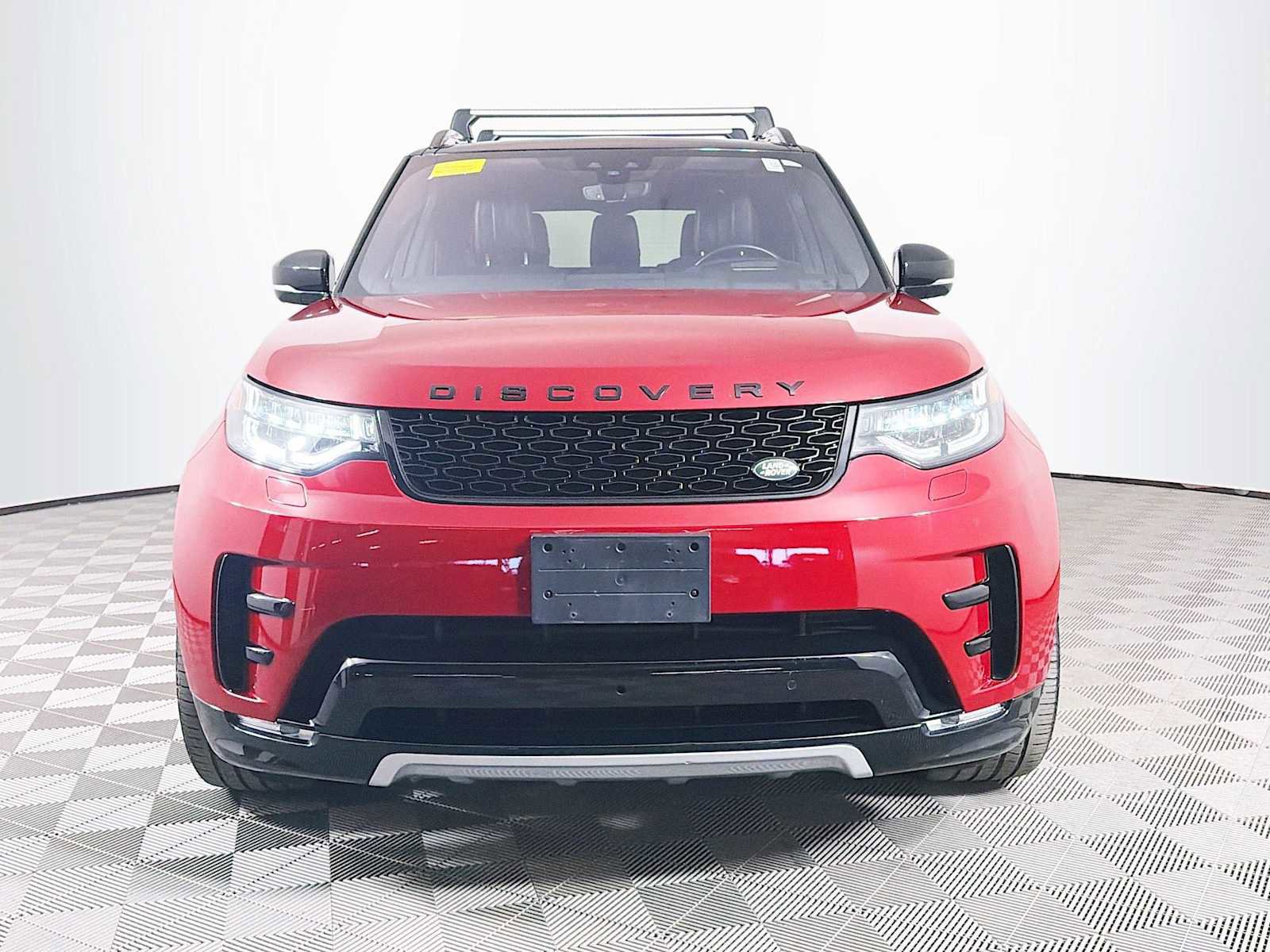 Used 2017 Land Rover Discovery HSE Luxury AWD/4WD image 2