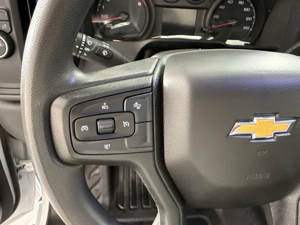 Certified 2025 Chevrolet Silverado 1500 W/T RWD image 28
