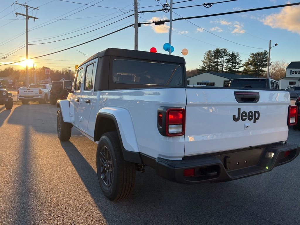 New 2026 Jeep Gladiator Sport image 5