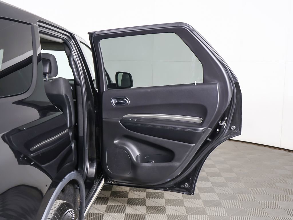 Used 2018 Dodge Durango SXT image 18