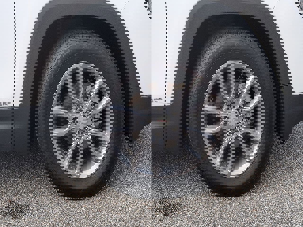 Certified 2022 GMC Terrain SLT w/ Tech Package image 19