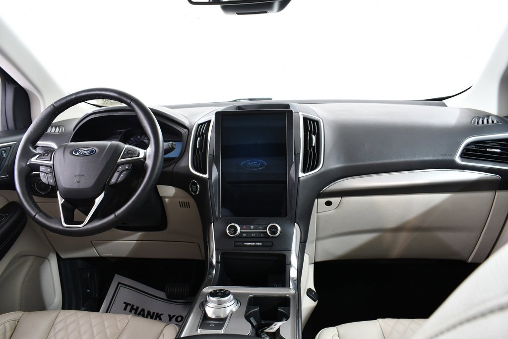 Used 2024 Ford Edge Titanium w/ Titanium Elite Package image 7