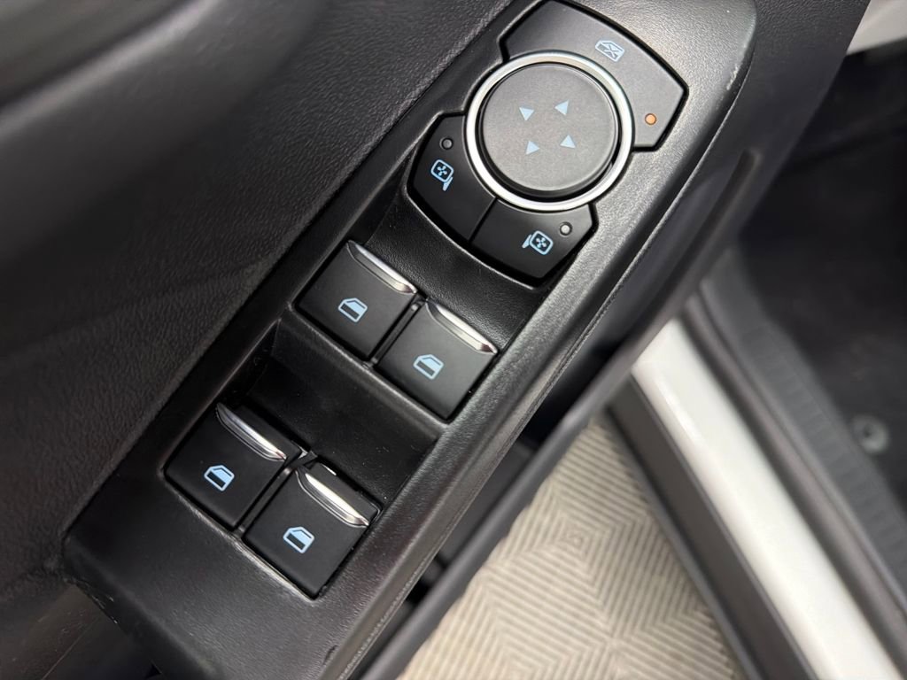 New 2026 Ford Escape SE w/ PHEV Premium Package image 18