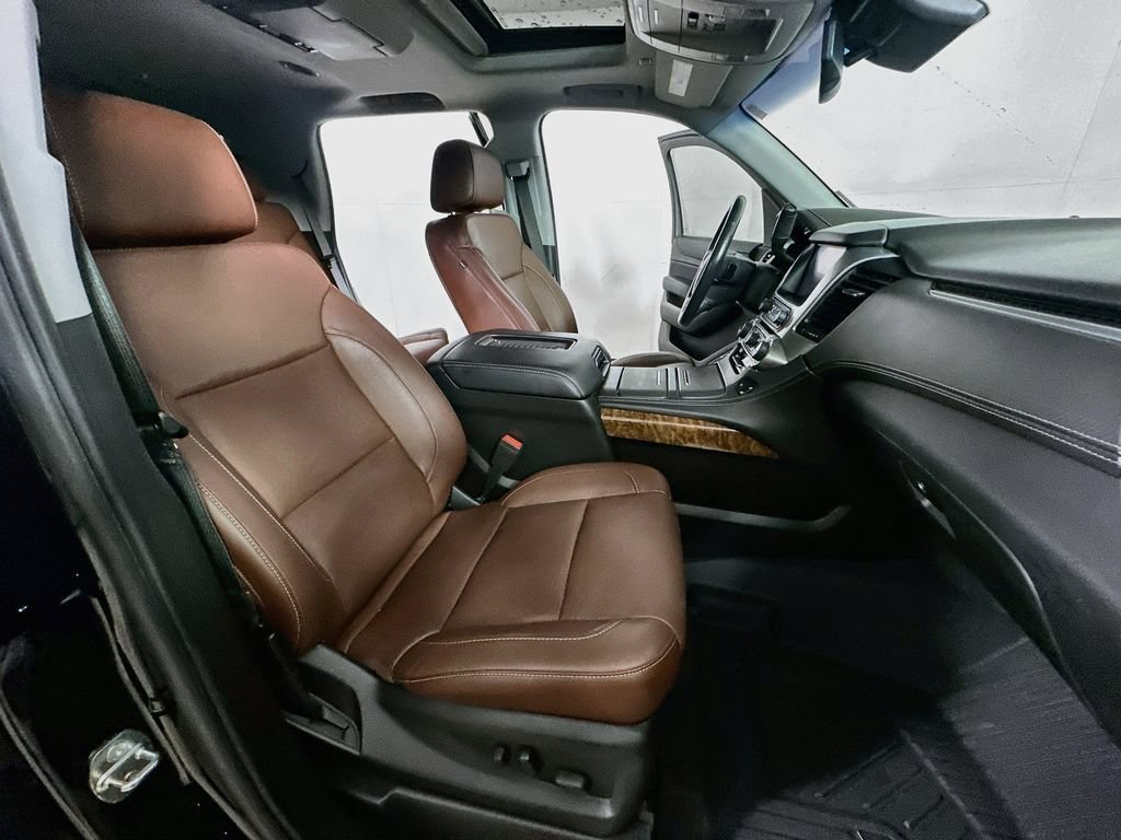 Used 2019 Chevrolet Tahoe Premier w/ Premier Plus Edition AWD/4WD image 12