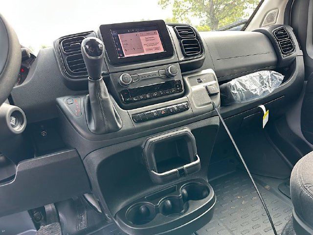 New 2024 RAM ProMaster 2500 w/ Safety Group FWD image 25