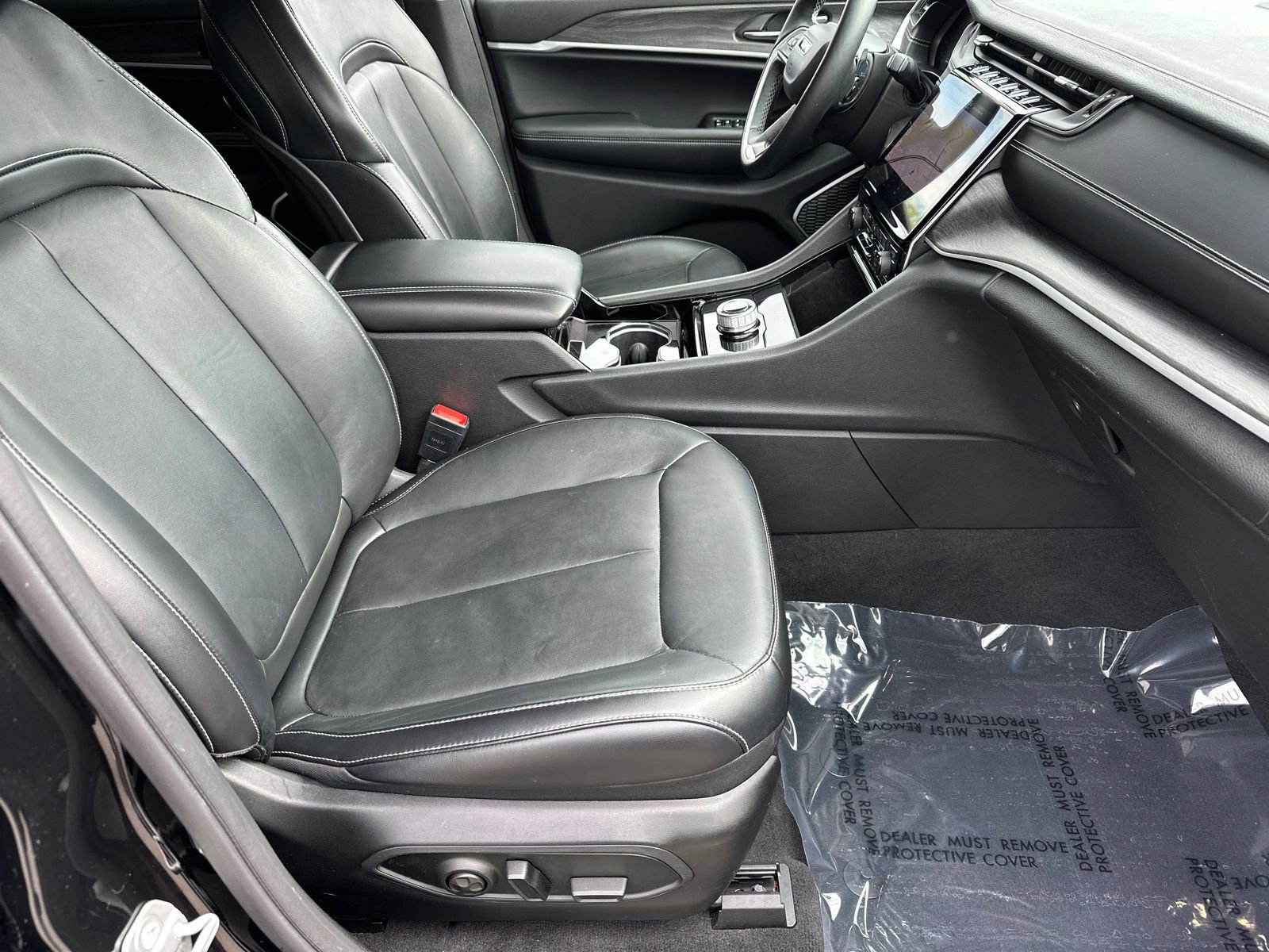 Used 2021 Jeep Grand Cherokee L Limited RWD image 11