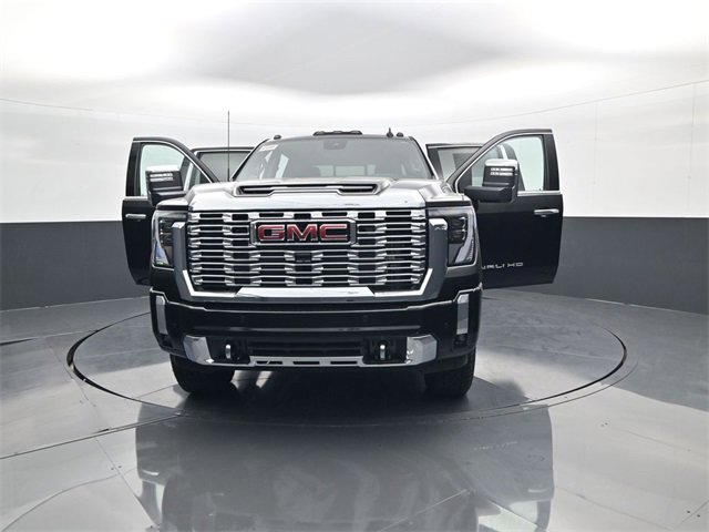 New 2026 GMC Sierra 2500 Denali w/ Denali Reserve Package image 31