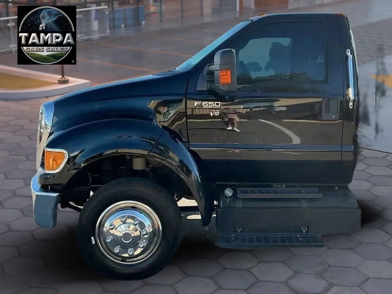 Used 2015 Ford F650 2WD Regular Cab Super Duty image 13