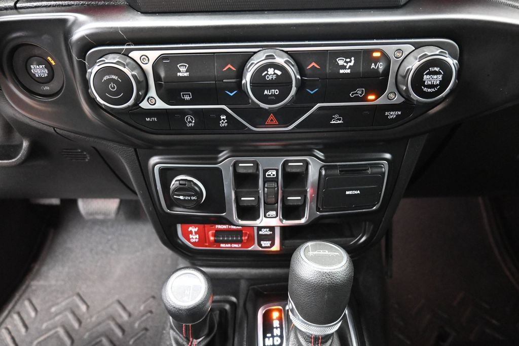 Used 2021 Jeep Gladiator Rubicon w/ Trailer Tow Package AWD/4WD image 27
