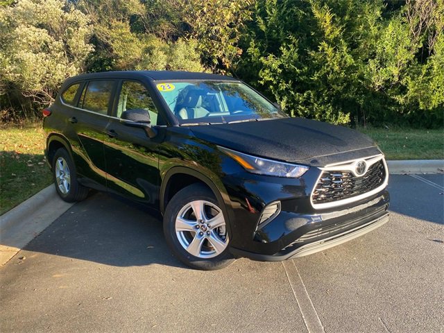 Used 2023 Toyota Highlander L