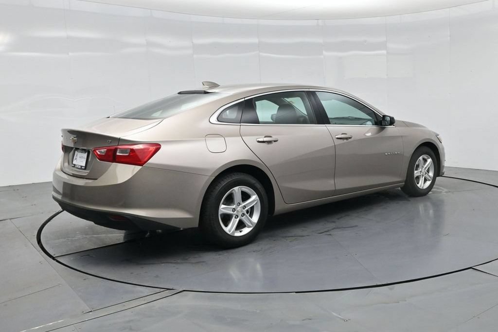 Used 2023 Chevrolet Malibu LT FWD image 30