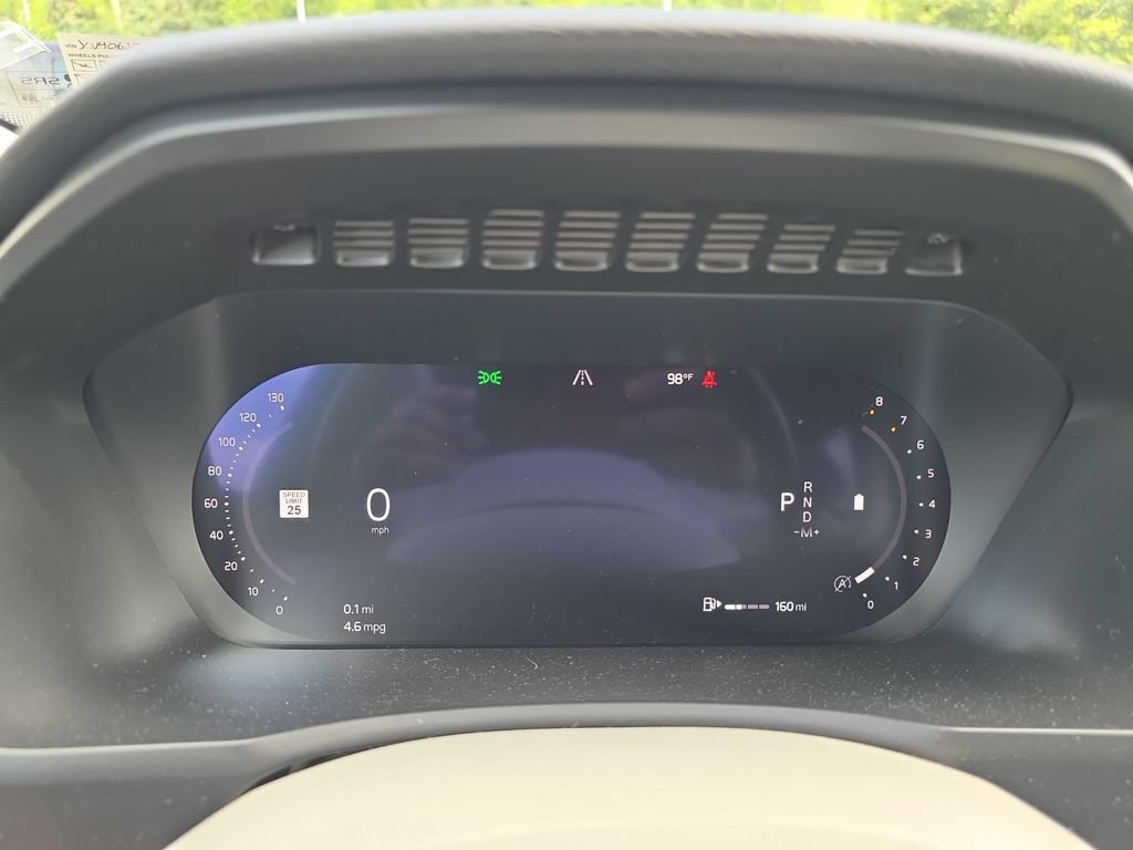 Used 2025 Volvo XC90 B6 Plus w/ Protection Package AWD/4WD image 16