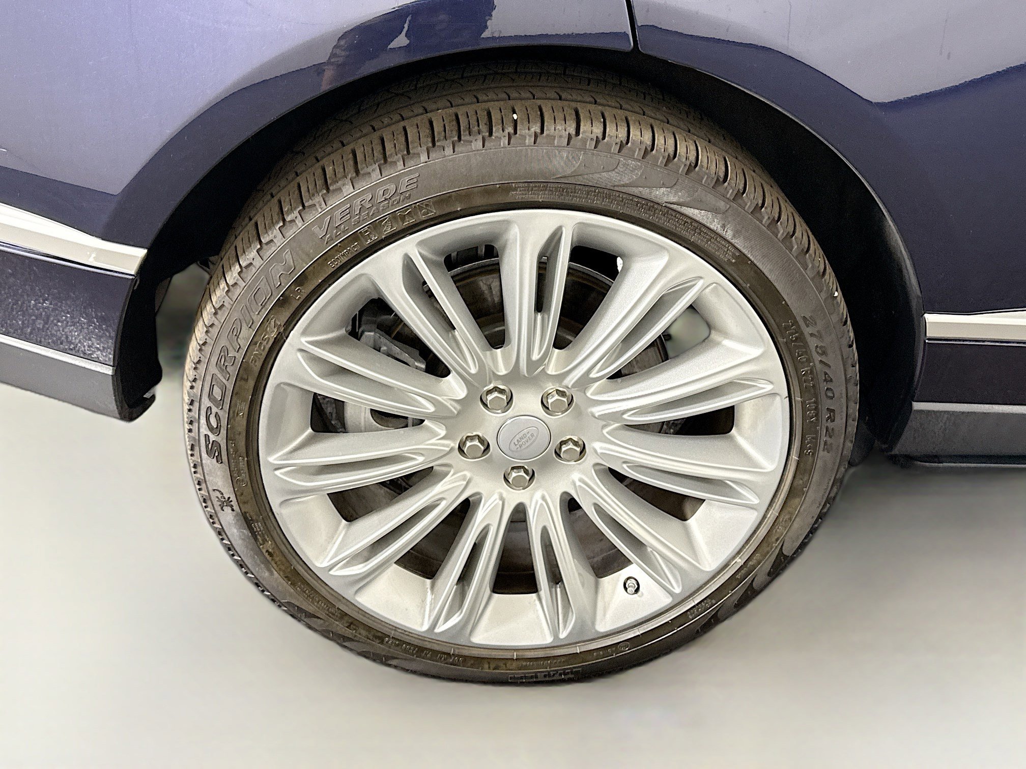 Used 2019 Land Rover Range Rover Autobiography image 33