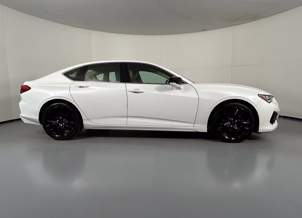 Used 2023 Acura TLX w/ Technology Package FWD image 8