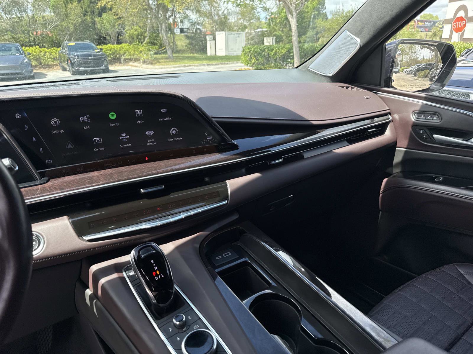 Certified 2024 Cadillac Escalade Sport Platinum w/ Heavy-Duty Trailer Package image 26