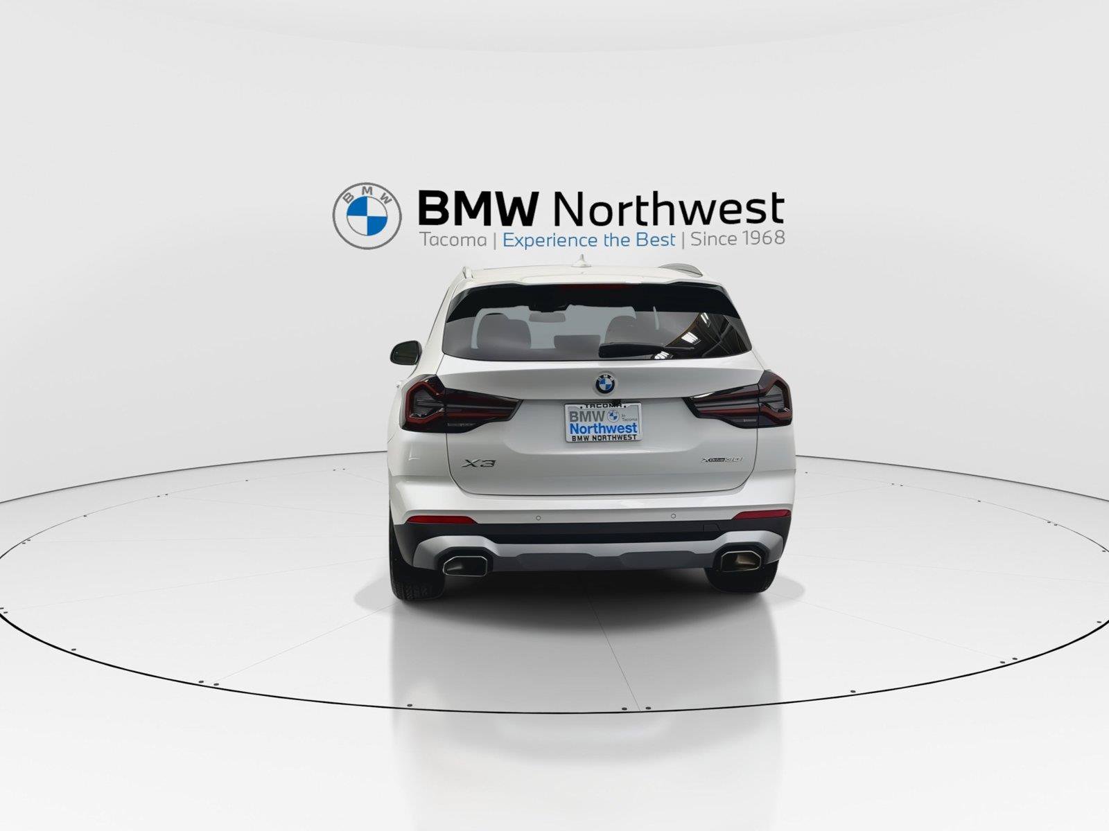 Used 2023 BMW X3 xDrive30i w/ Convenience Package AWD/4WD image 2