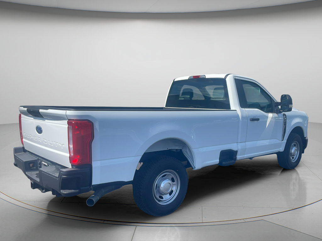 Used 2023 Ford F250 XL RWD image 11