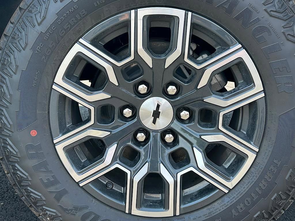 New 2026 Chevrolet Colorado Z71 image 25