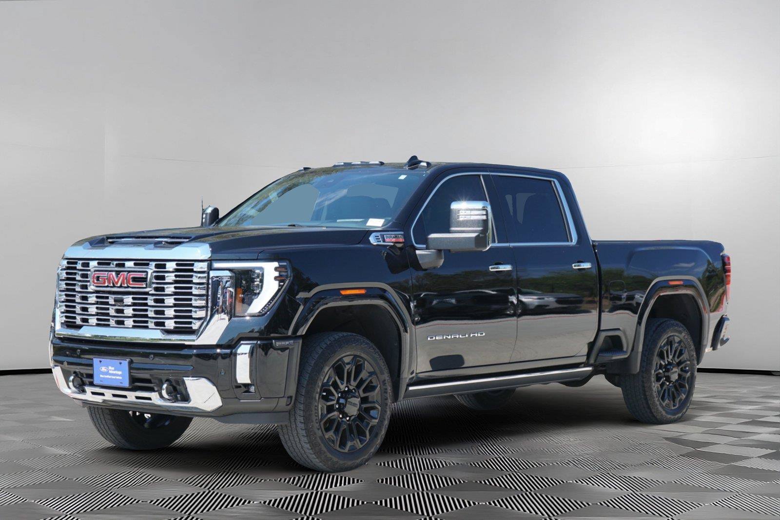Used 2024 GMC Sierra 2500 Denali w/ Denali Reserve Package AWD/4WD image 7