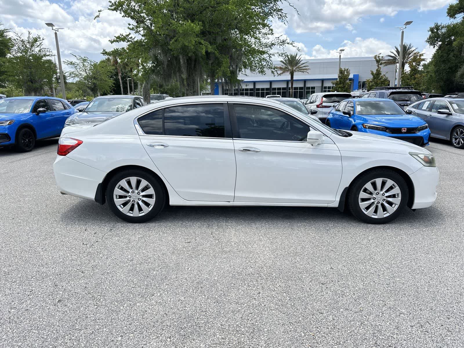 Used 2015 Honda Accord EX-L image 7