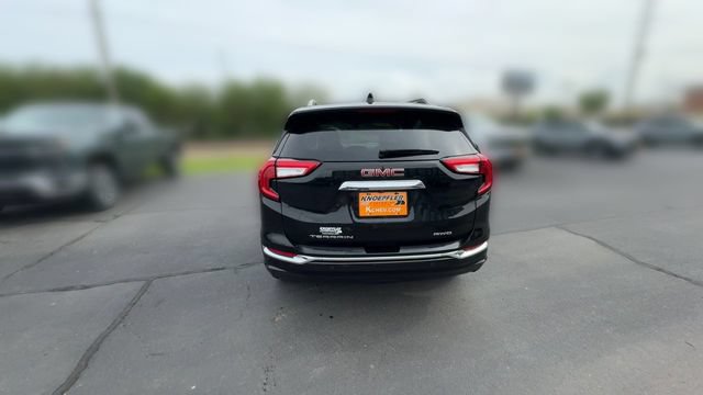 Used 2022 GMC Terrain Denali w/ LPO, Floor Liner Package AWD/4WD image 7