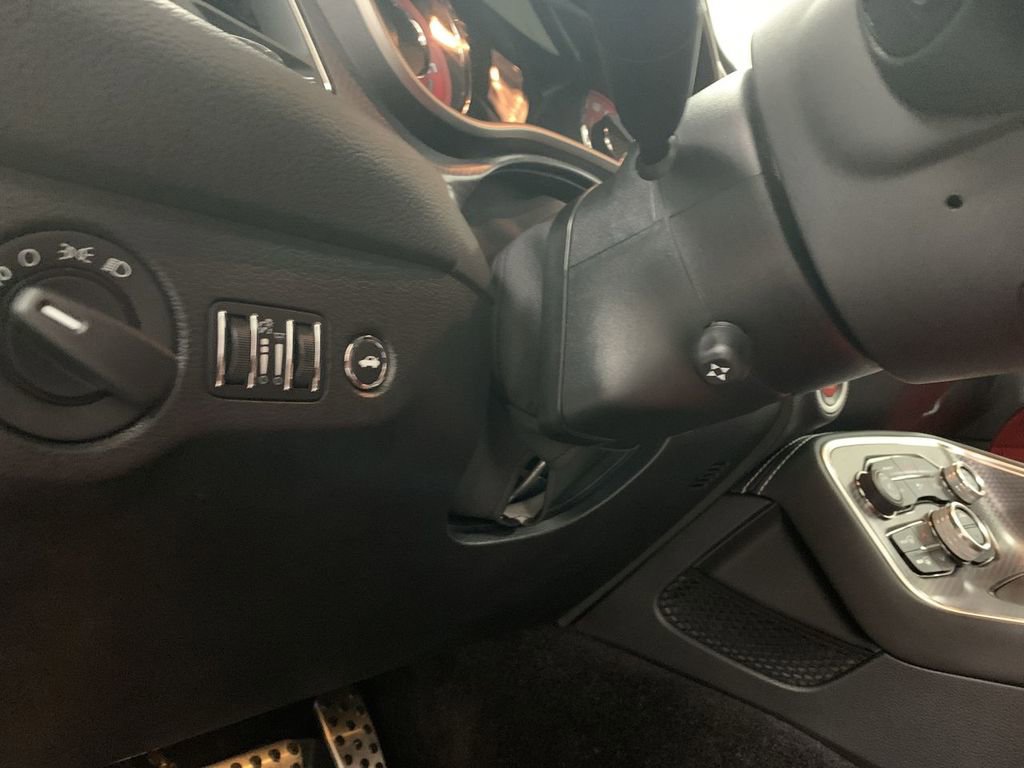 Used 2016 Dodge Challenger SRT Hellcat image 16