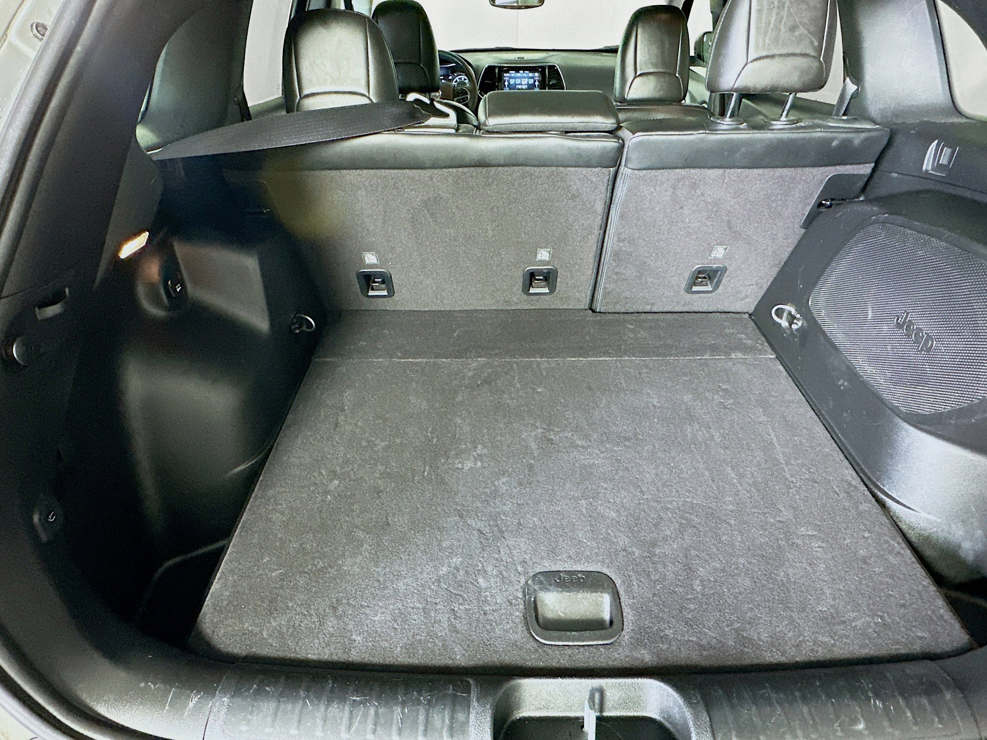 Used 2022 Jeep Cherokee Limited image 29