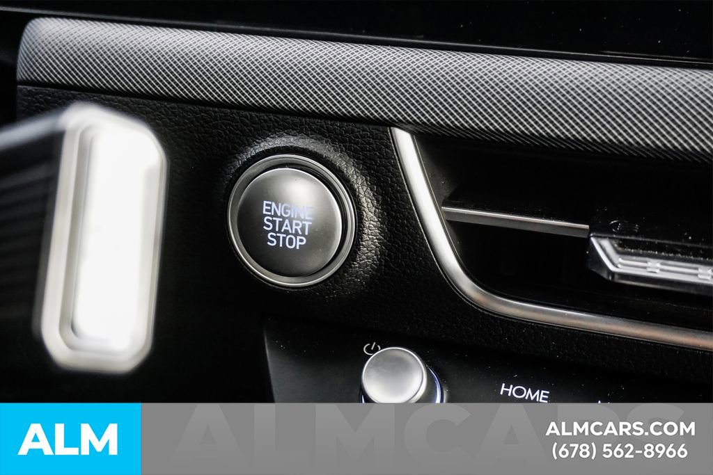 Used 2025 Hyundai Sonata SEL FWD image 27
