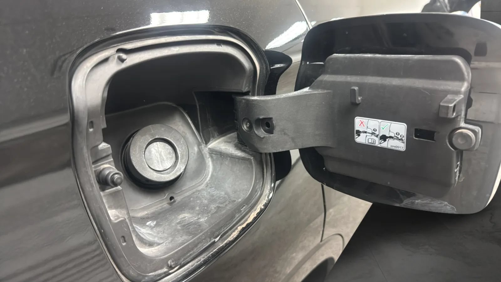 Used 2017 Buick Envision Preferred FWD image 32