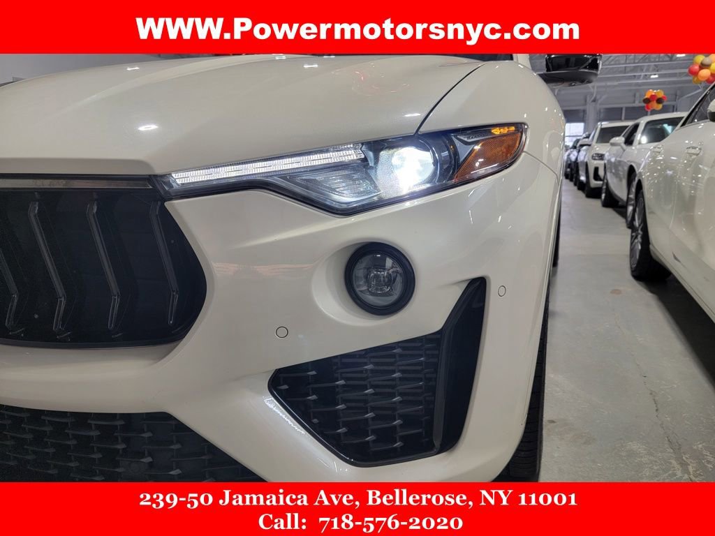 Used 2022 Maserati Levante GT image 11