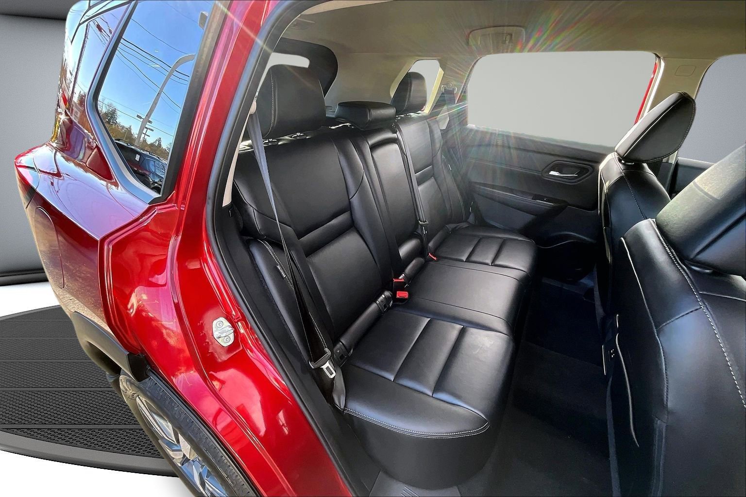 Used 2024 Nissan Rogue SL image 24