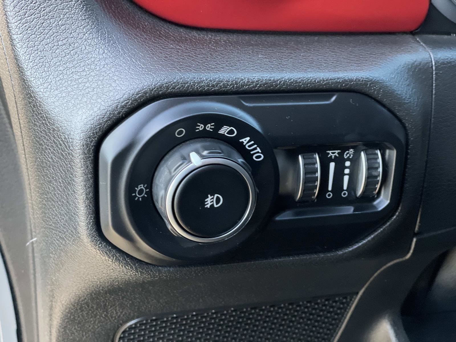 Used 2021 Jeep Wrangler Unlimited Rubicon image 18