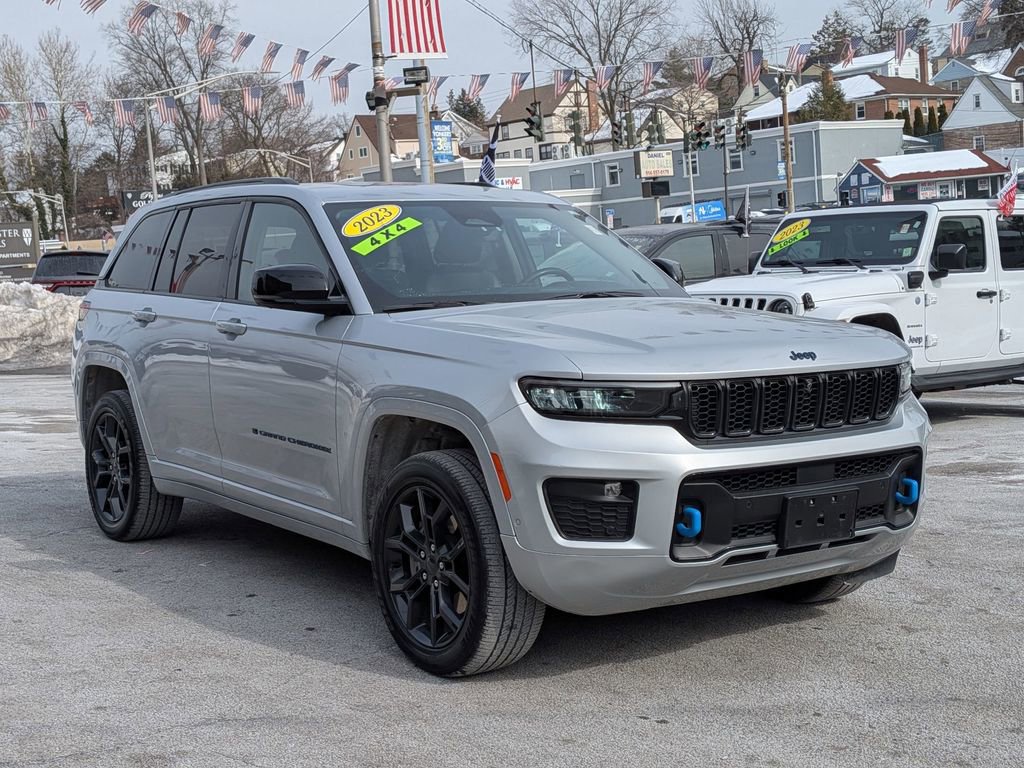 Used 2023 Jeep Grand Cherokee 30th Anniversary image 4